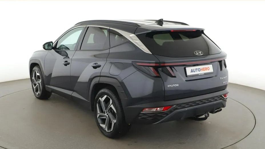 HYUNDAI Tucson -