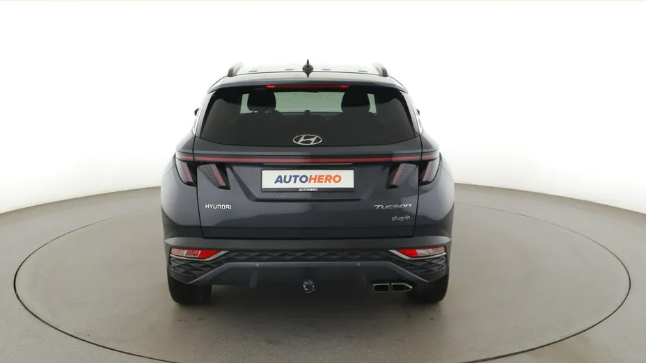HYUNDAI Tucson -