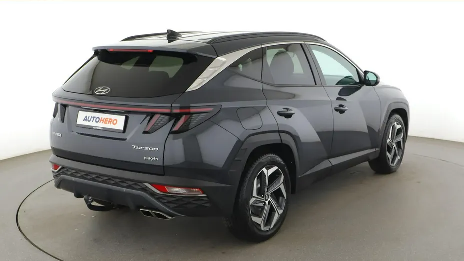 HYUNDAI Tucson -