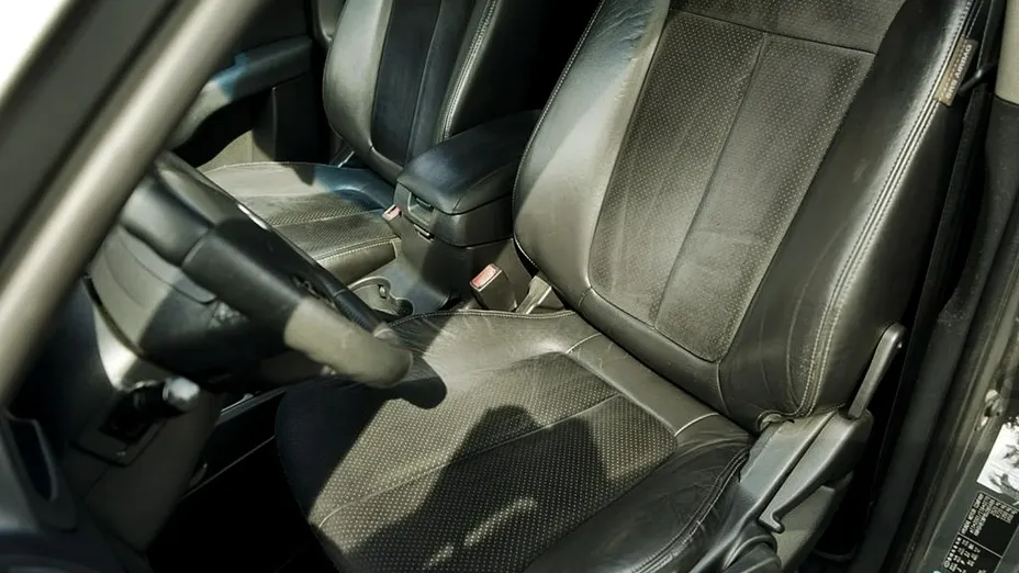 HYUNDAI Santa Fe -