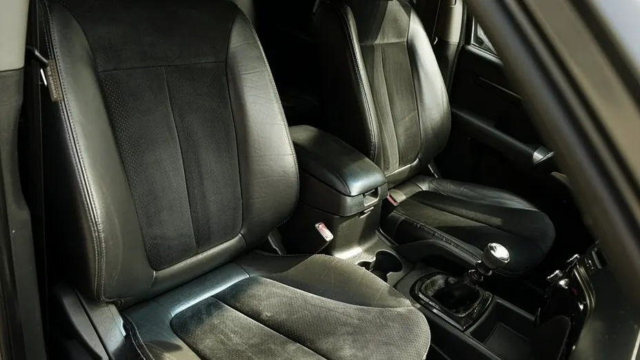 HYUNDAI Santa Fe -