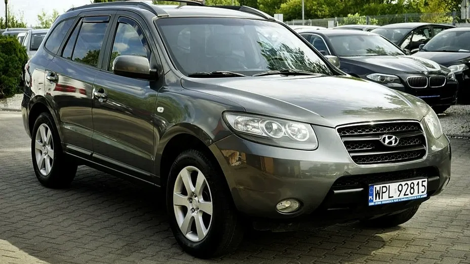 HYUNDAI Santa Fe -