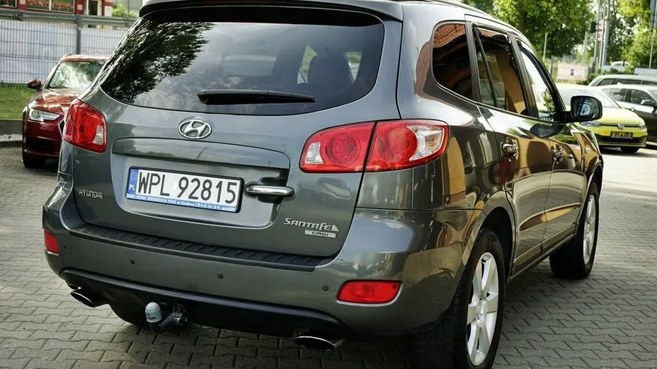 HYUNDAI Santa Fe -