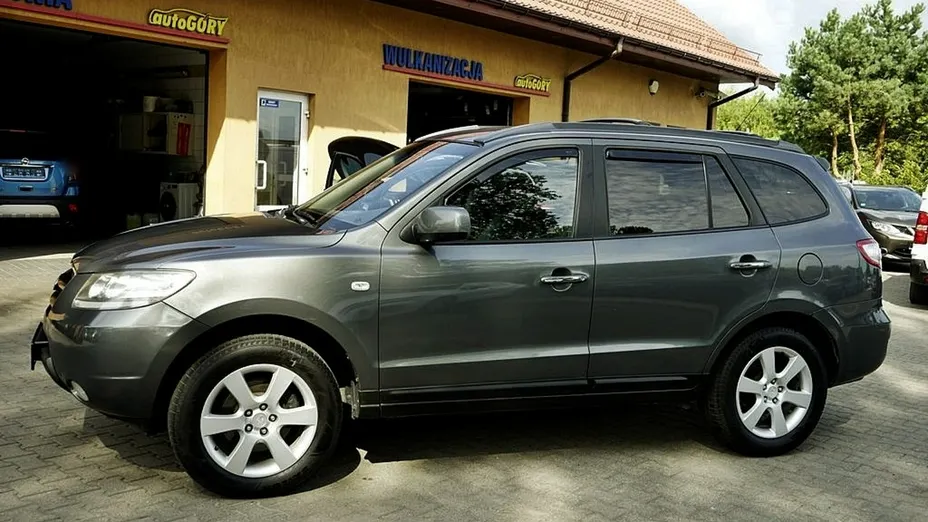 HYUNDAI Santa Fe -
