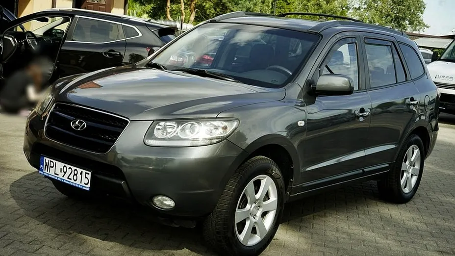 HYUNDAI Santa Fe -