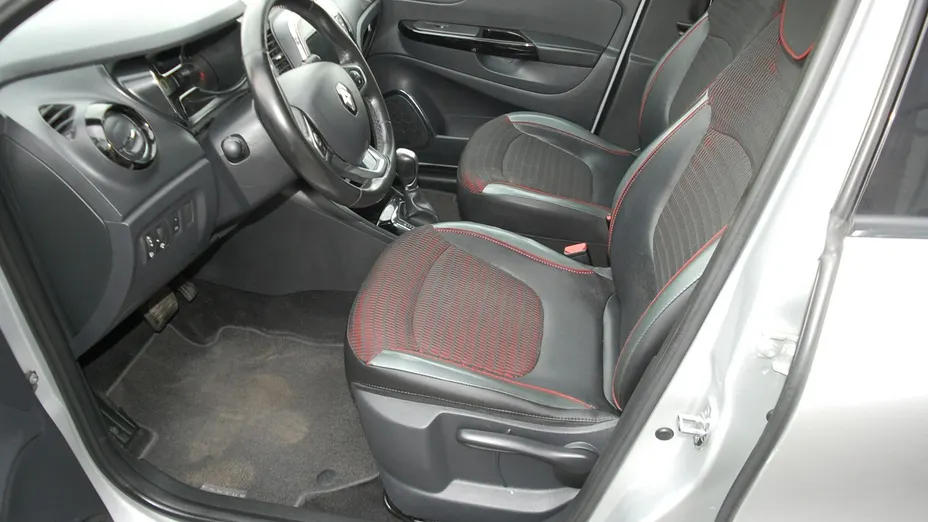RENAULT Captur -
