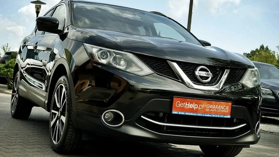 NISSAN Qashqai -