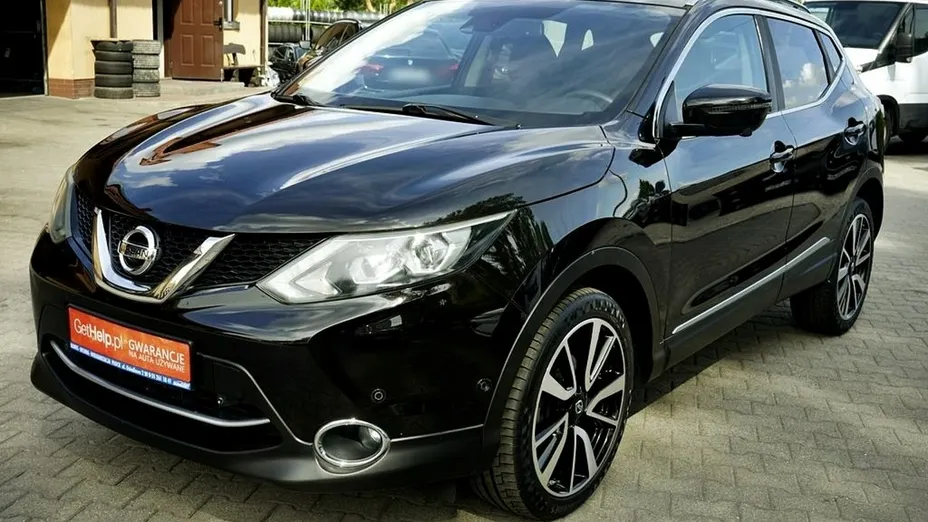 NISSAN Qashqai -