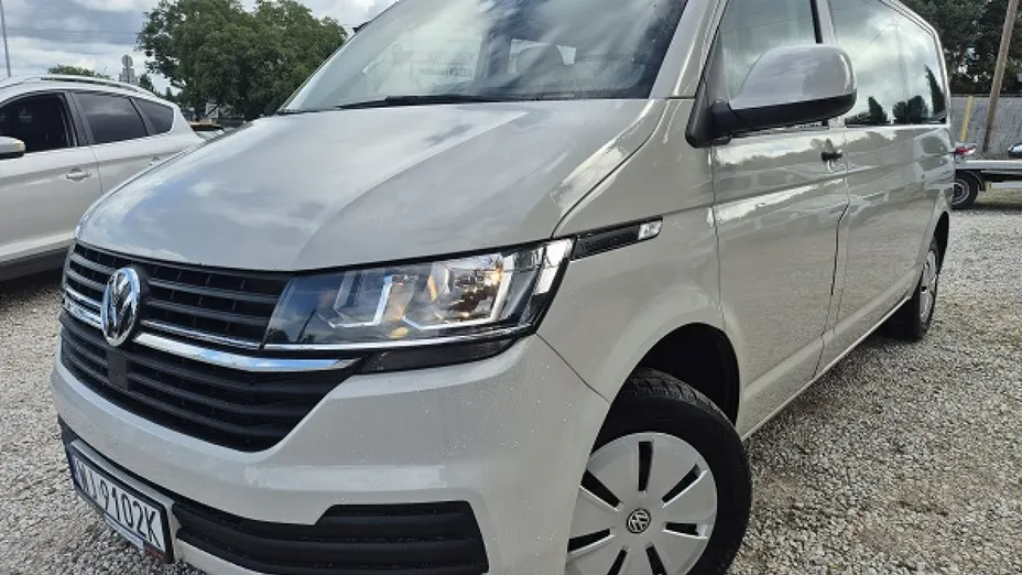 VOLKSWAGEN Transporter -