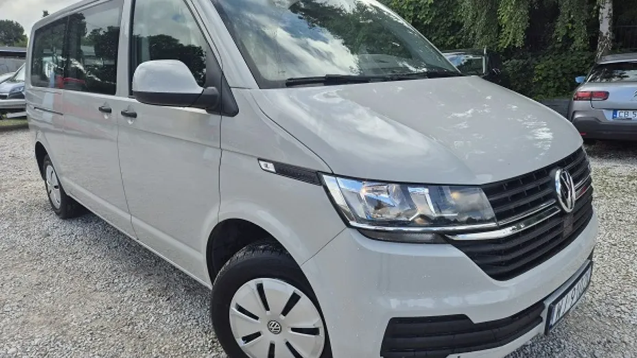 VOLKSWAGEN Transporter -