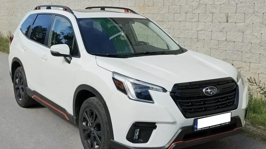 SUBARU Forester -