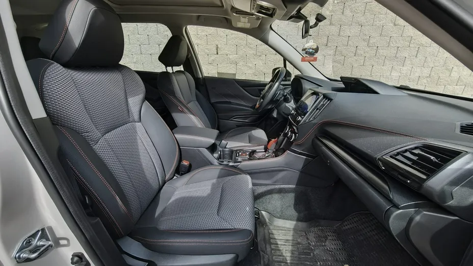 SUBARU Forester -