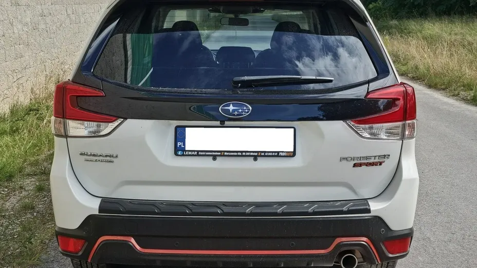 SUBARU Forester -