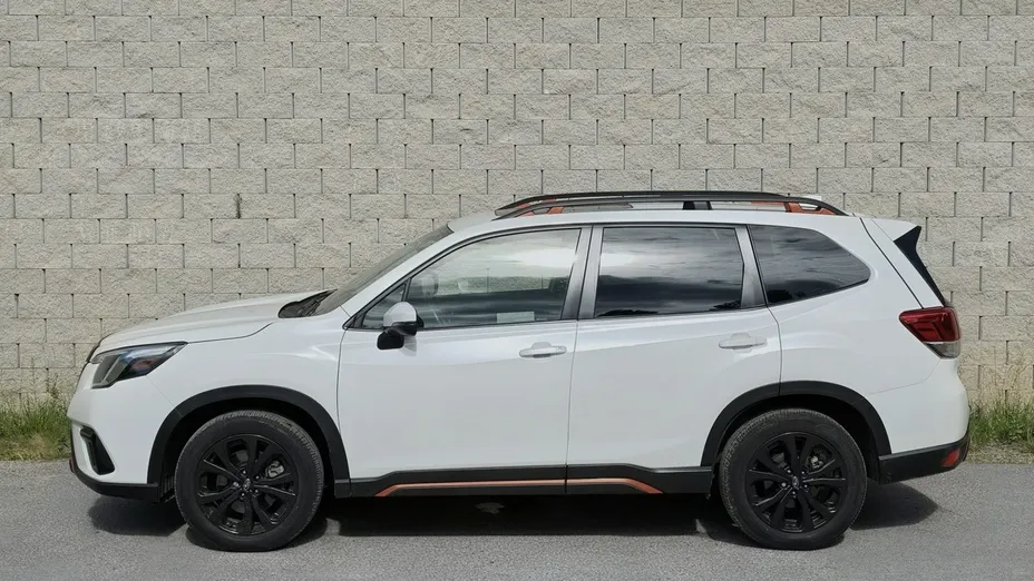 SUBARU Forester -