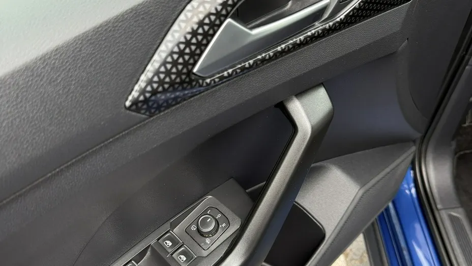VOLKSWAGEN T-Cross -