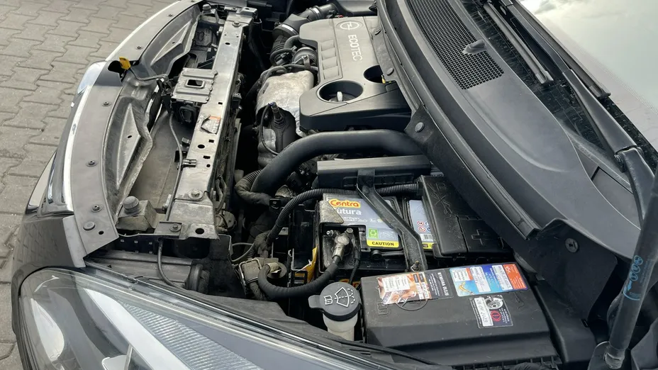 OPEL Zafira -