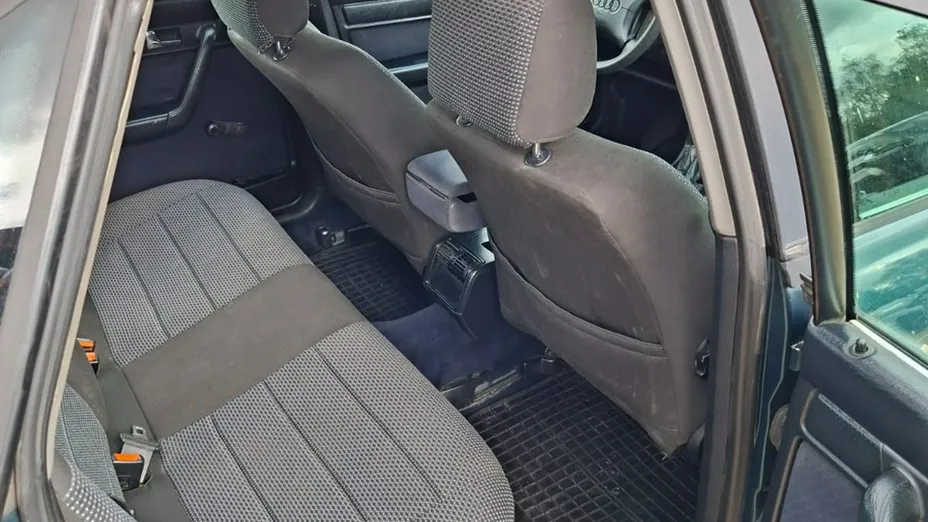 AUDI A6 -