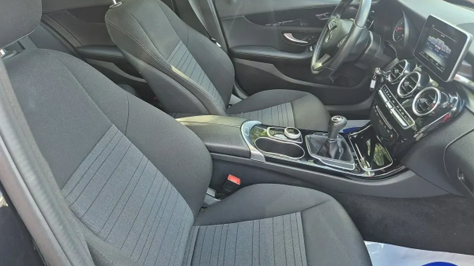 MERCEDES-BENZ C Klasa -