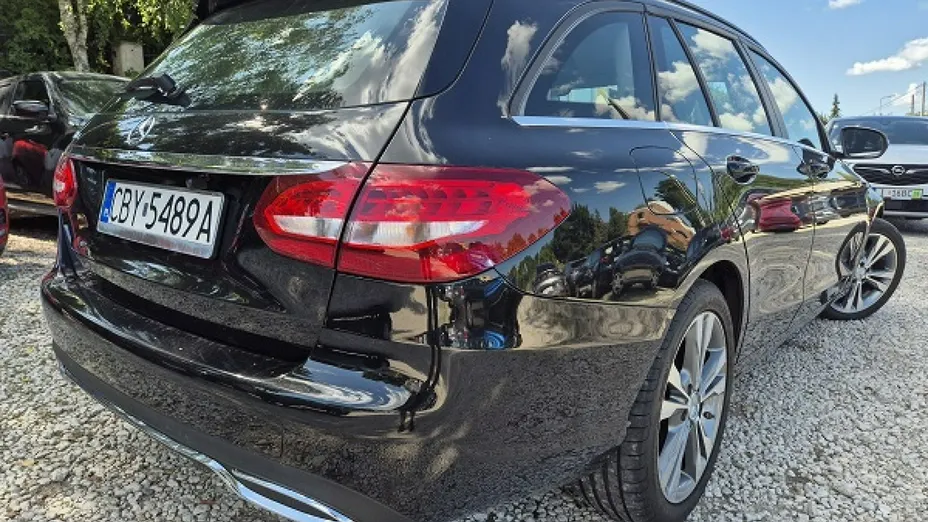 MERCEDES-BENZ C Klasa -