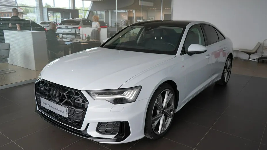 AUDI A6 -