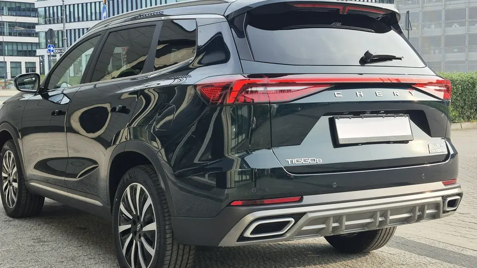 CHERY Tiggo 8 -