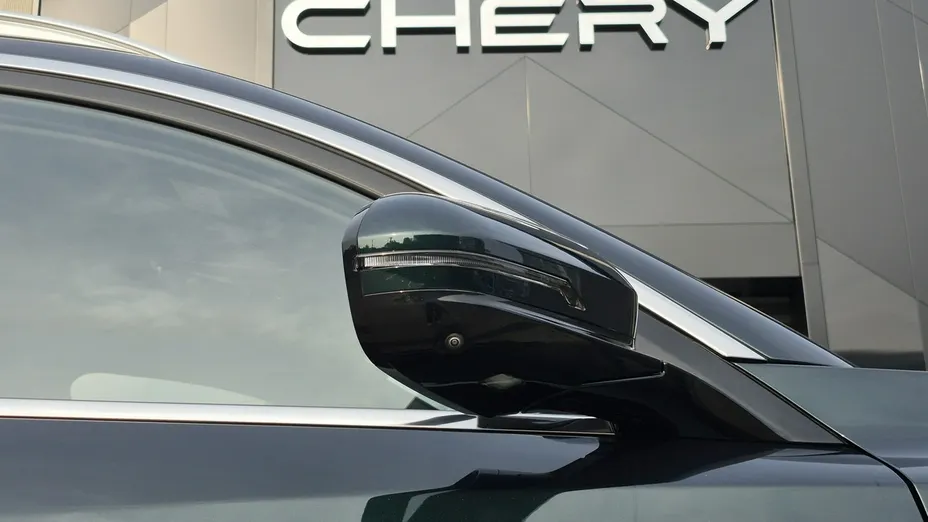 CHERY Tiggo 8 -