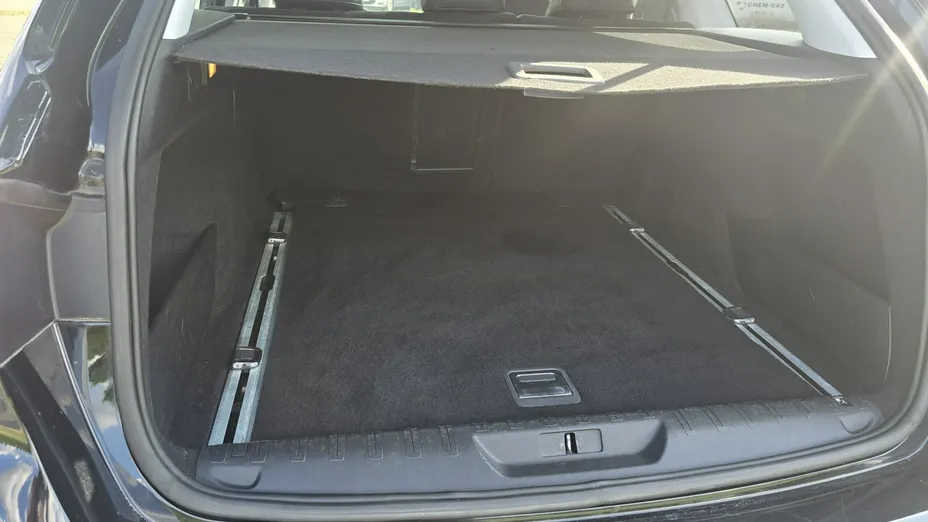 PEUGEOT 308 -