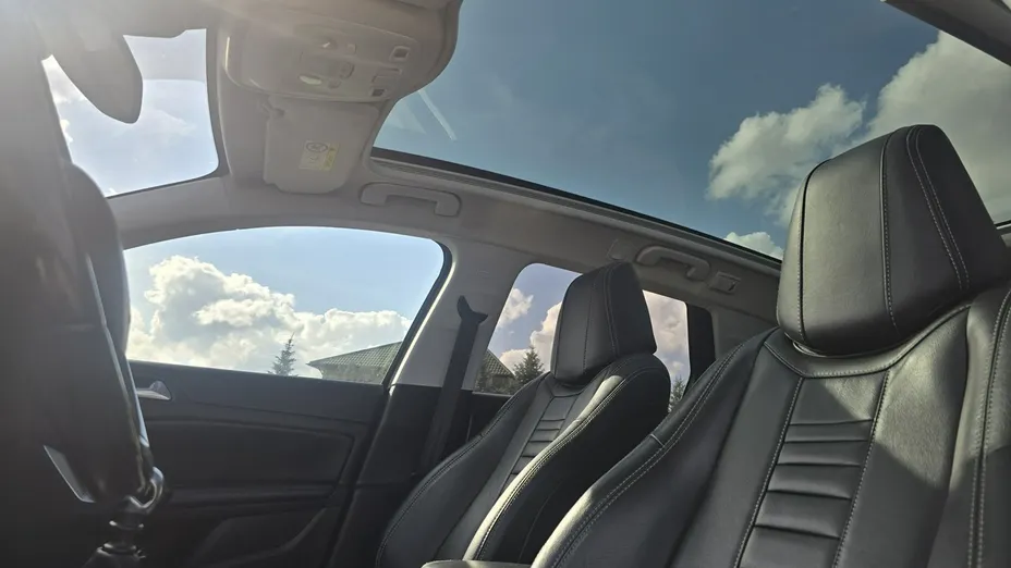 PEUGEOT 308 -