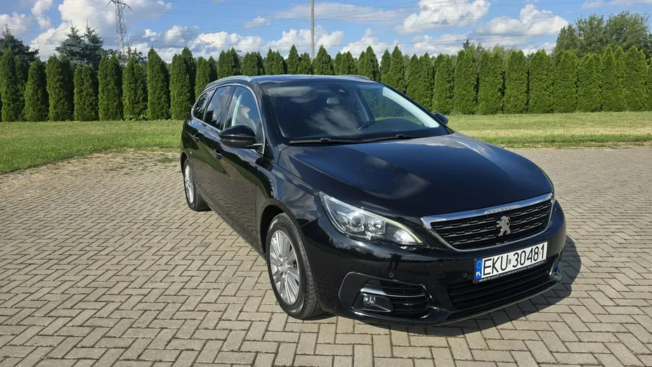 PEUGEOT 308 -