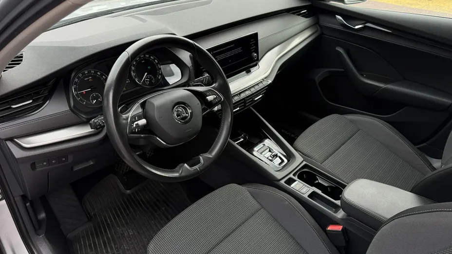 SKODA Octavia -