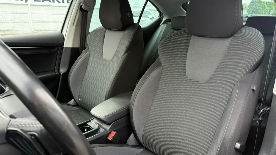 SKODA Octavia -