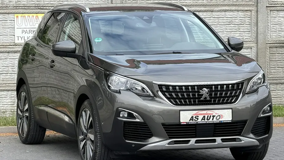 PEUGEOT 3008 -