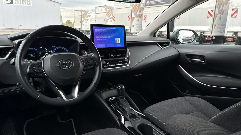 TOYOTA Corolla -