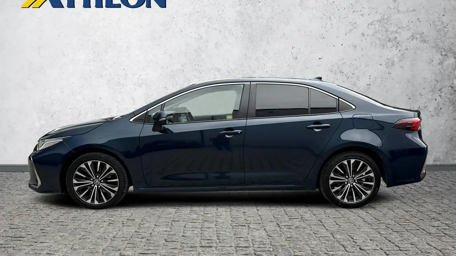 TOYOTA Corolla -