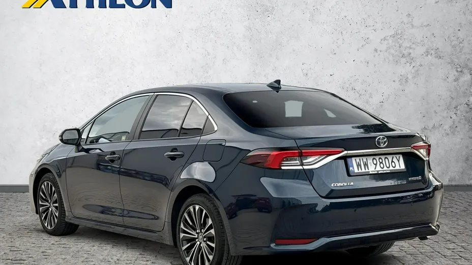 TOYOTA Corolla -