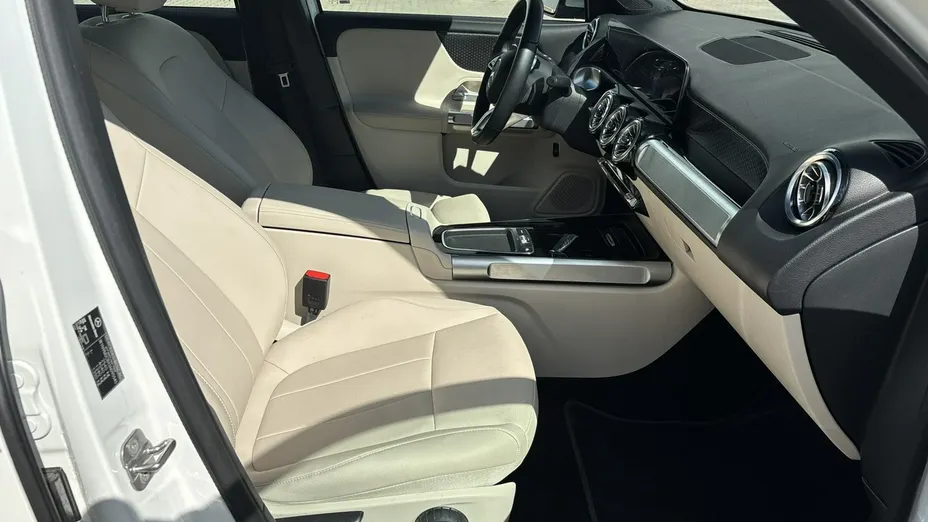 MERCEDES-BENZ EQB -
