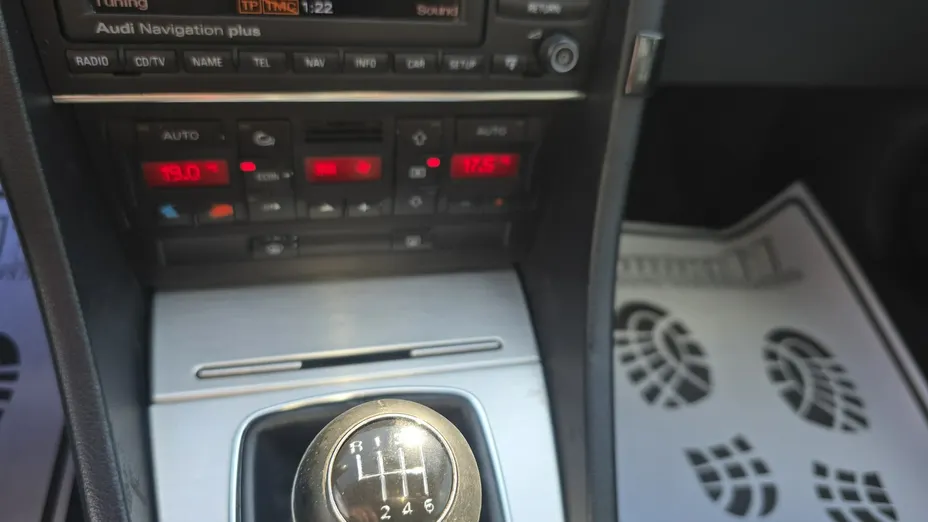 AUDI A4 Avant -