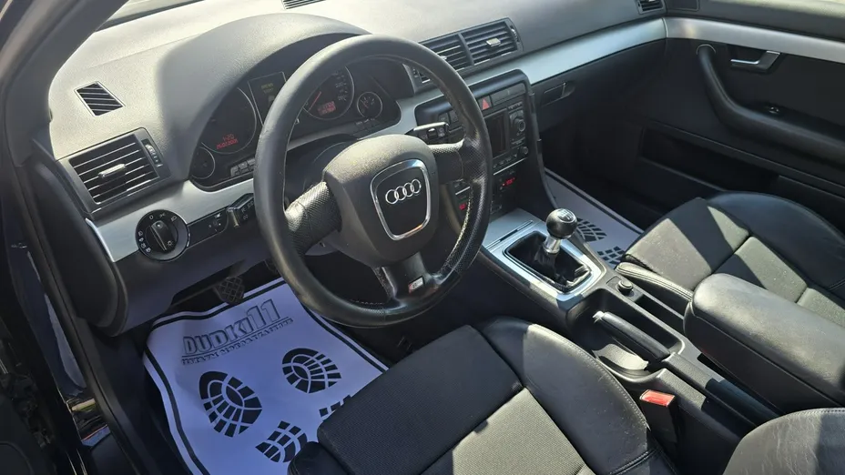 AUDI A4 Avant -