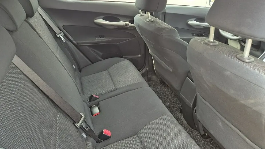 TOYOTA Auris -