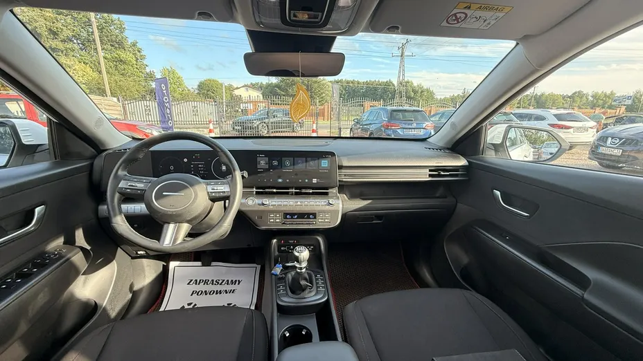 HYUNDAI Kona -