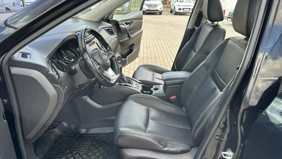 NISSAN X-Trail -
