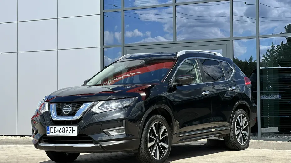 NISSAN X-Trail -