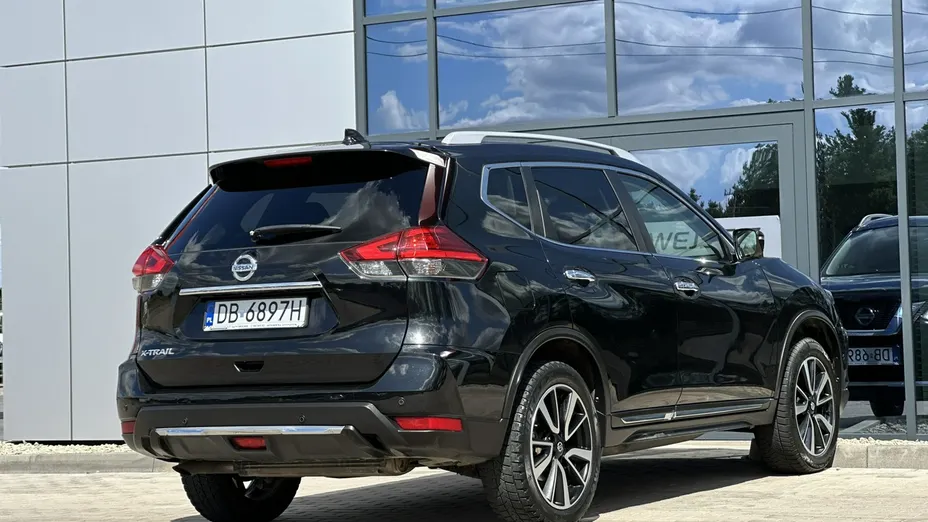 NISSAN X-Trail -
