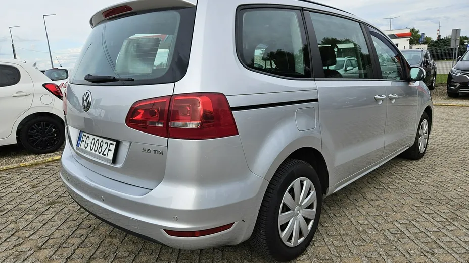 VOLKSWAGEN Sharan -