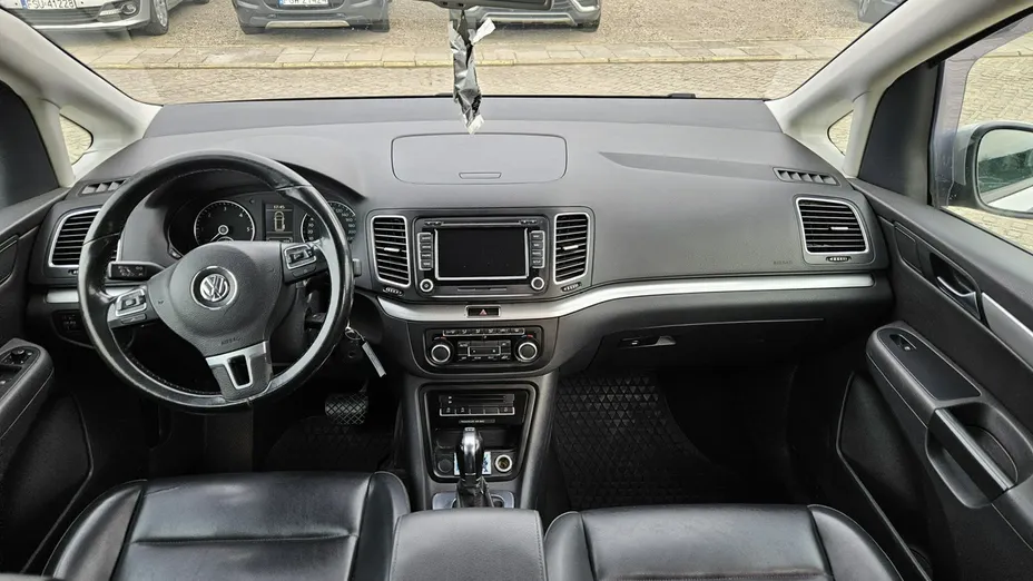 VOLKSWAGEN Sharan -