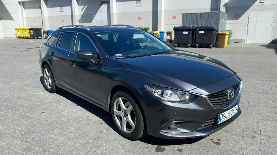 MAZDA 6 -