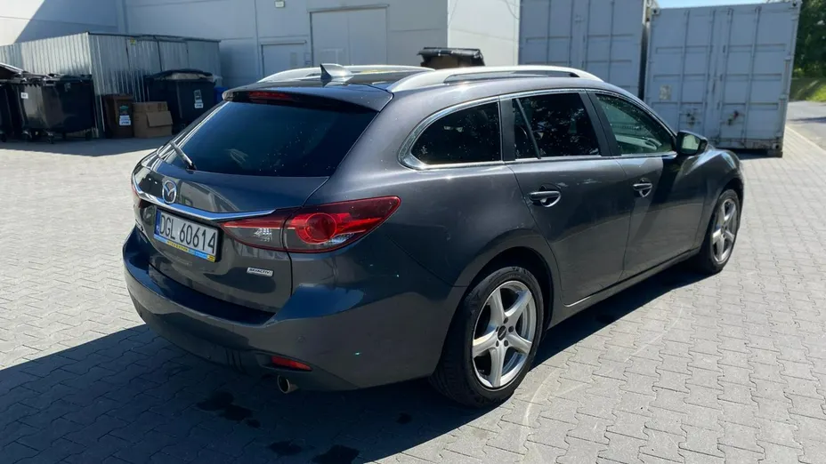 MAZDA 6 -