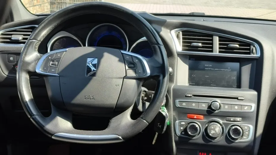 CITROEN DS4 -