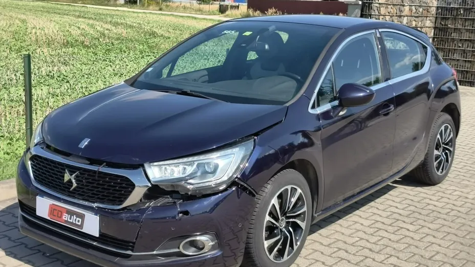 CITROEN DS4 -