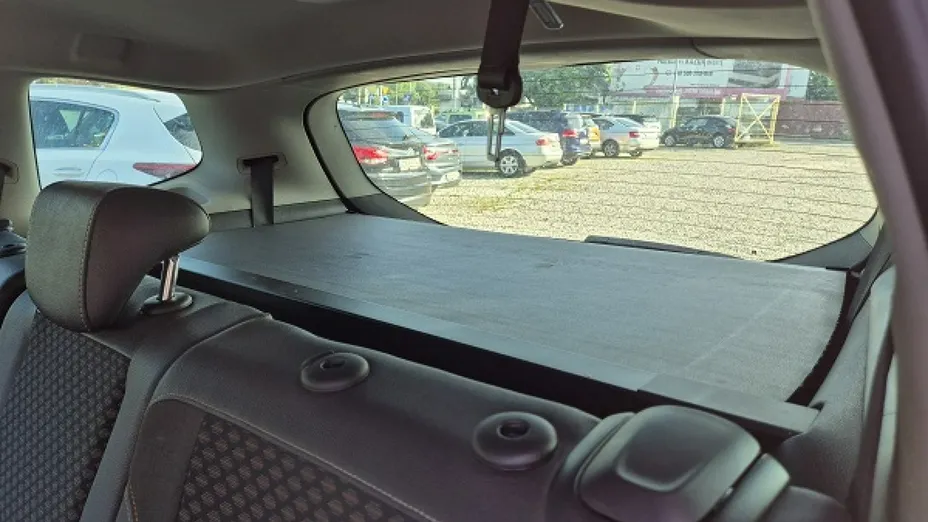 OPEL Zafira -